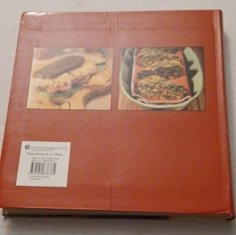4/$40 Slow Cooker Recipe Book - Picture 2 of 5